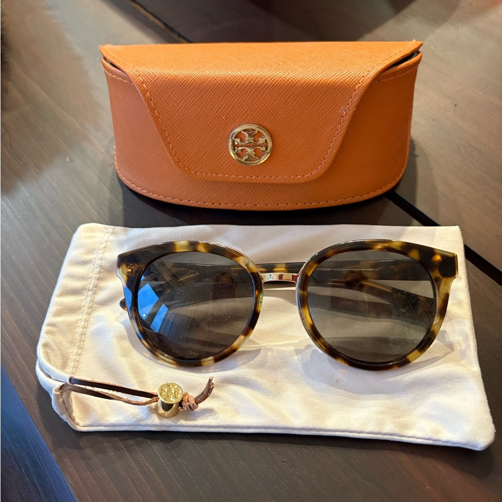 Tory Burch Brown Tortoise Sunglasses